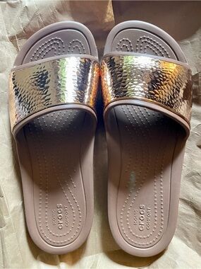CROCS Bronze Slides